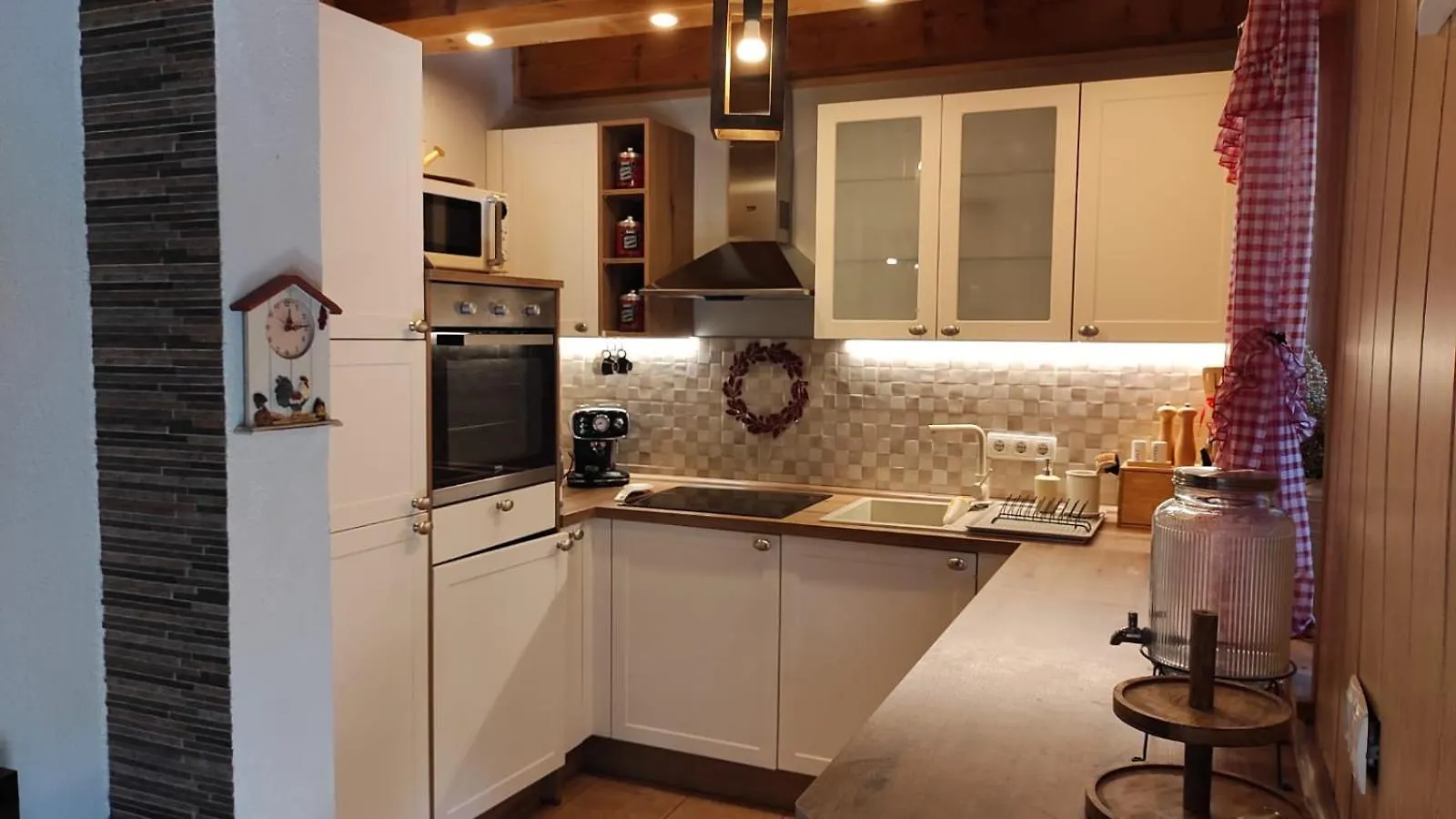 Idyllic Holiday Home Bribir